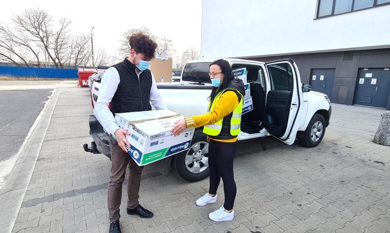 Przekazaliśmy 18 pudeł darów dla uchodźców z Ukrainy